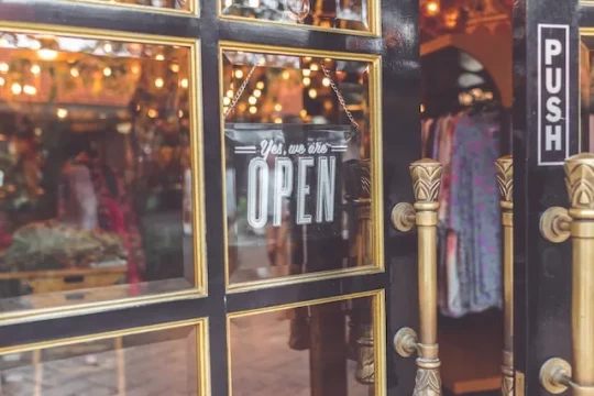 Insight dari Perselisihan TikTok Shop, Pentingnya Digitalisasi Bagi UMKM!